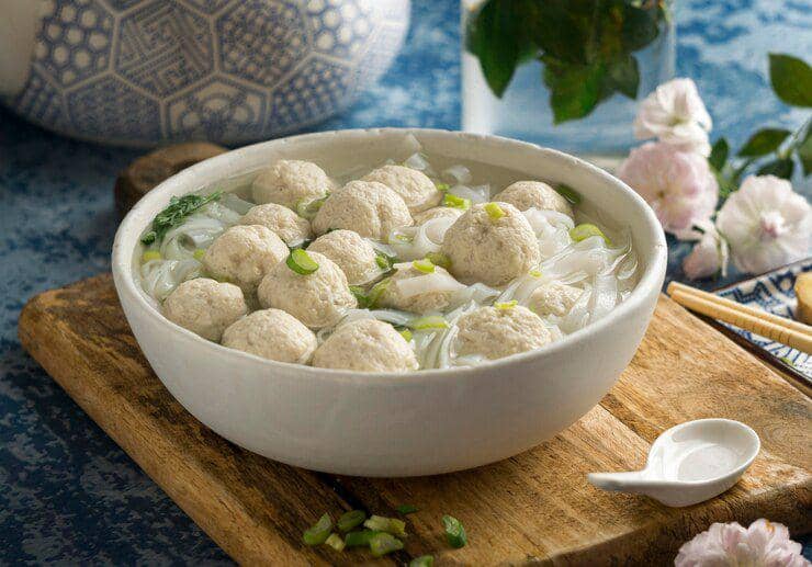 Bakso Ikan Dewi: Rasa Autentik yang Menggugah Selera di Jantung Cilacap